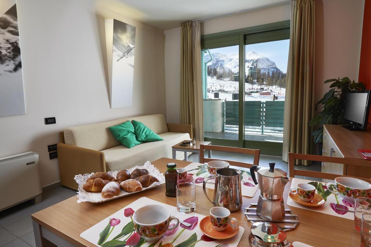 Teleo Vacanze - Villaggio Olimpico Di Colle Sestriere Zewnętrze zdjęcie